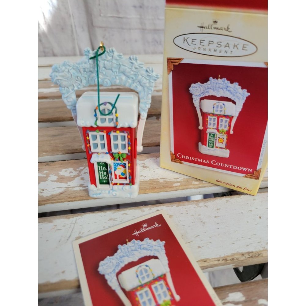 Hallmark Christmas countdown 2005 ornament Xmas holiday tree